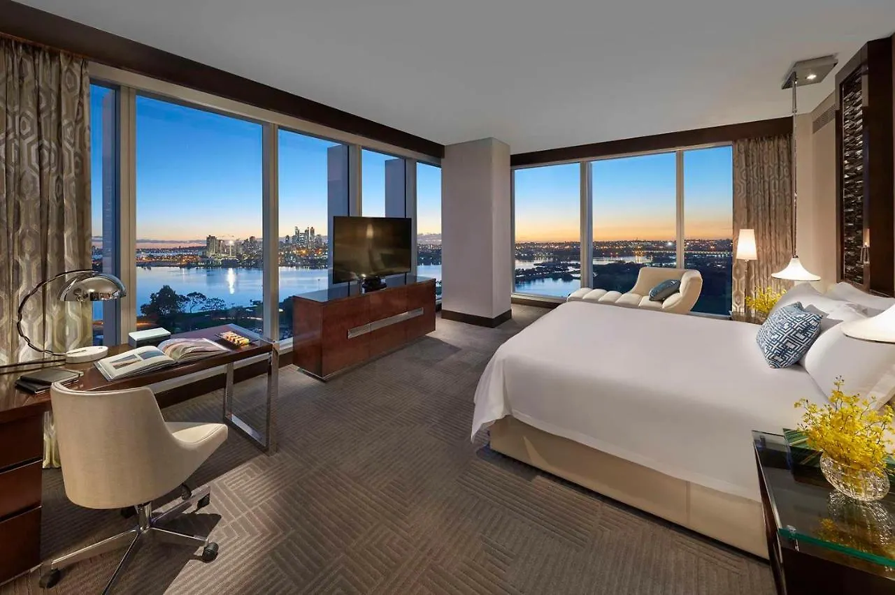 Hotel Crown Towers Perth Australia